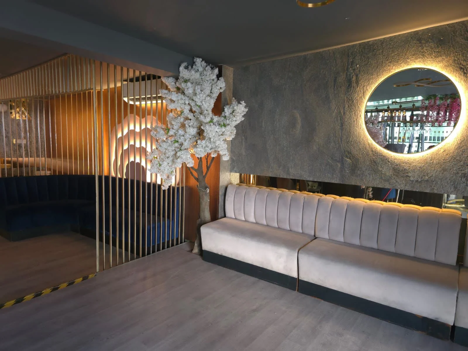 commercial hospitality furniture